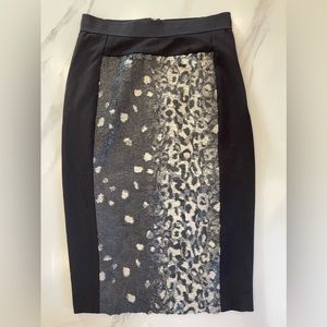 BCBG MAXAZRIA Skirt Size XS